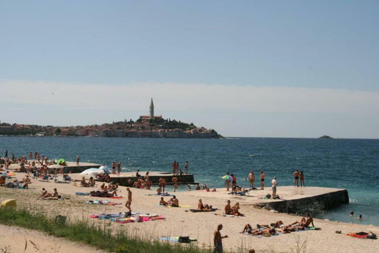 Apartment Rosa 2 Rovinj Exterior photo